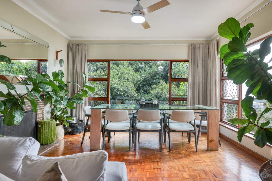 5 Bedroom Property for Sale in Fresnaye Western Cape